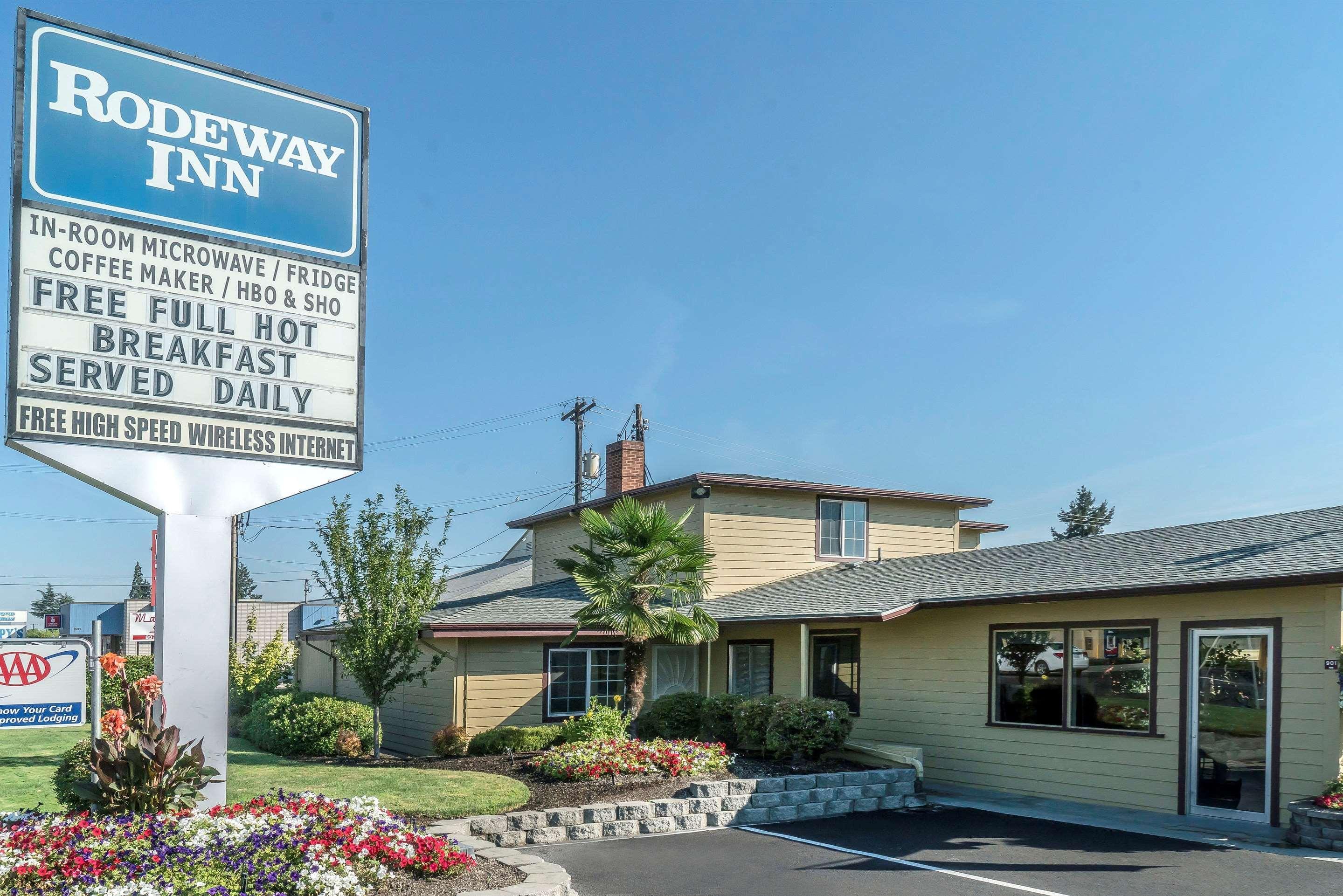 Rodeway Inn Medford South I-5 Exterior photo